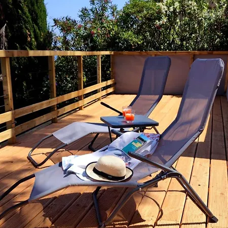 Le Cap Marlou Vue D'en Bas *