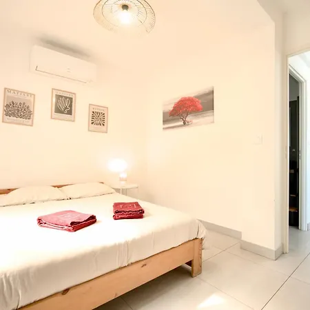 Le Cap Marlou Vue D'en Bas Apartment *