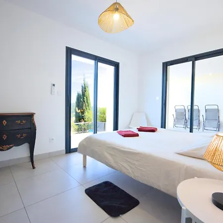 Le Cap Marlou Vue D'en Bas Saint-Mandrier-sur-Mer